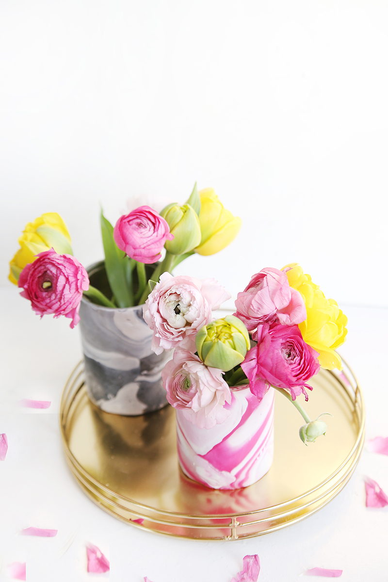 Kreative DIY-Idee zum Selbermachen: DIY-Vasen, Upcycling aus Dosen und Fimo