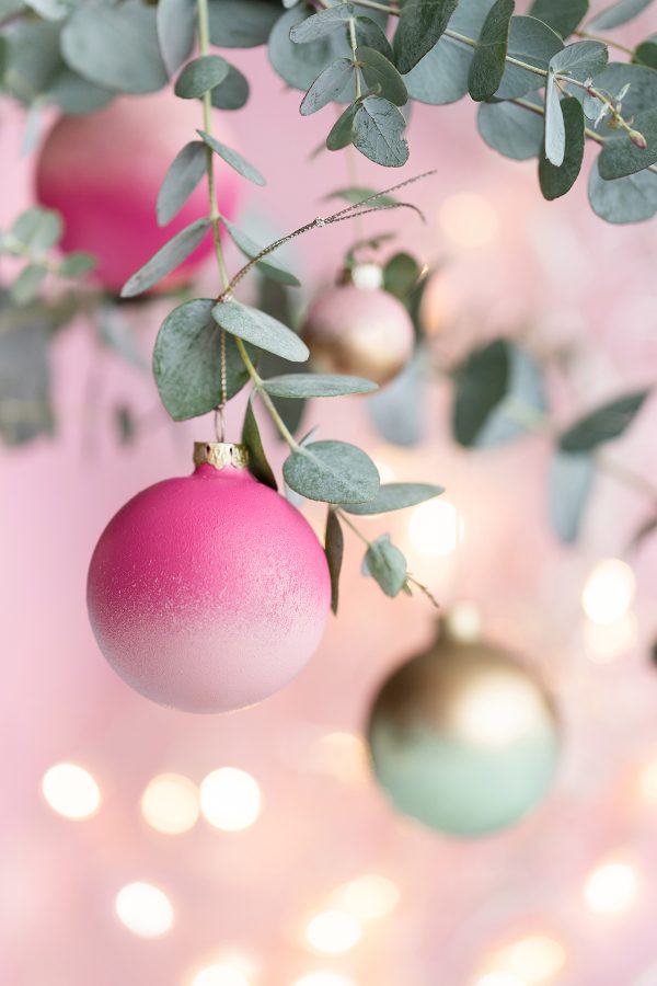 DIY Weihnachtskugeln mit Farbverlauf mein feenstaub
