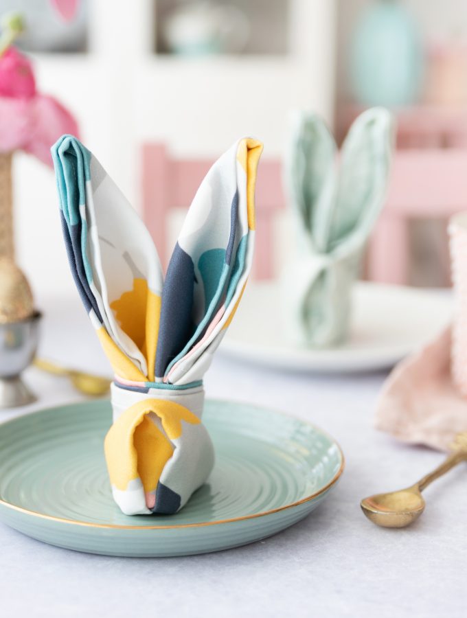 DIY: Kerze im Osterei aus Gießmasse basteln | DIY Ostergeschenk