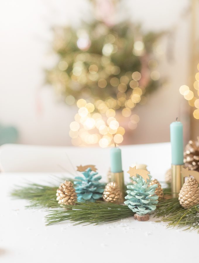 DIYnachten Türchen 20: DIY Weihnachtsbäume aus Tannenzapfen basteln